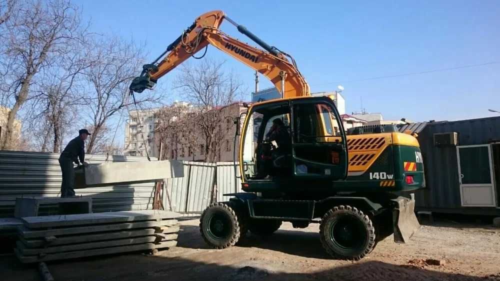 Продается Hyundai ROBEX 140W