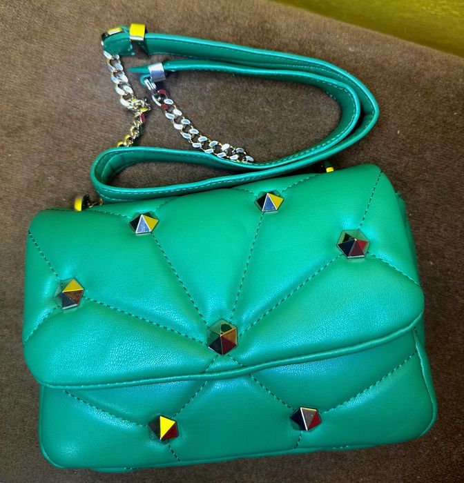 Дамска зелена чанта