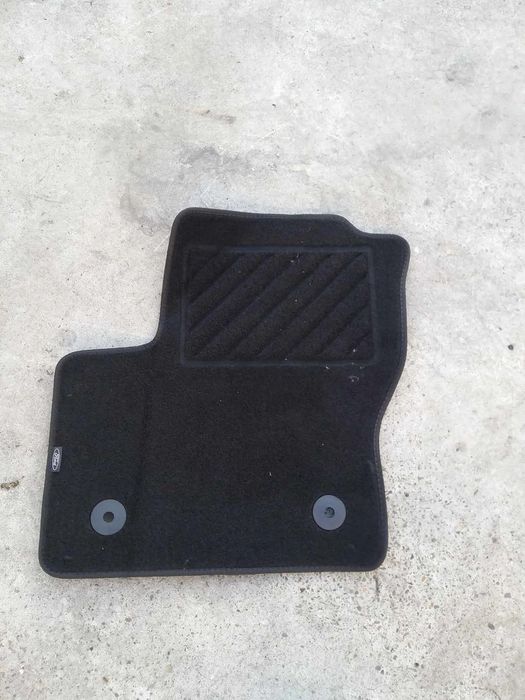 Set covorase mocheta ford c max ambm5j130b18da3yyw ambm5j130b18da3yyw