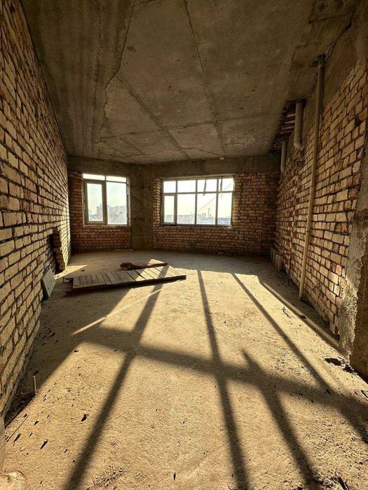 ул Тарас Шевченко Продаётся 4-х комнатная квартира Габус