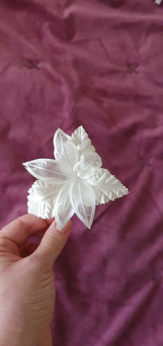 140 Бутониери за сватба