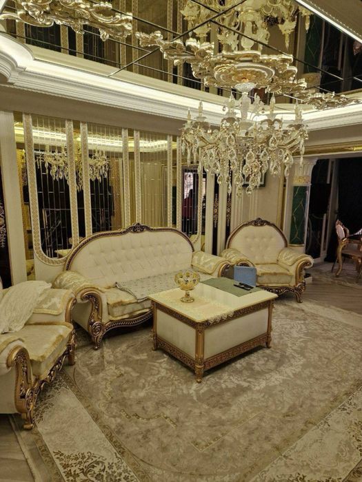 Квартира Ц-1 Doche Italia  3/2/4 80 м2