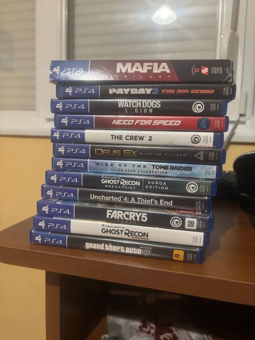 Playstation 4,3 контролера, 23 игри