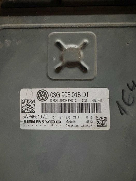 Компютър еку ecu електронен блок двигател Леон ФР 2.0тди 16в 170кс BMN