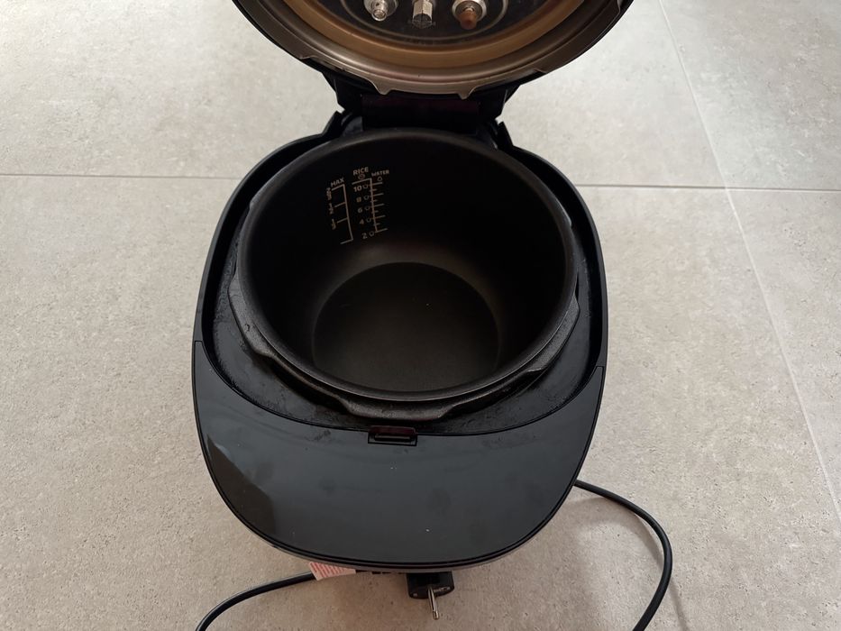 Мултикукър Philips HD2151/40 – 6L, тенджера под налягане, отлична