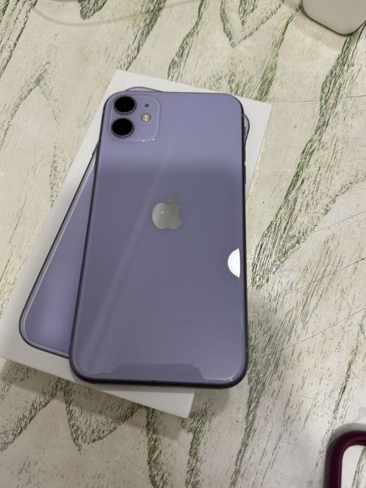 Iphone 11 128GB, ёмкость 76%