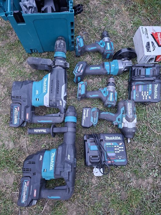 Vând scule makita pachet