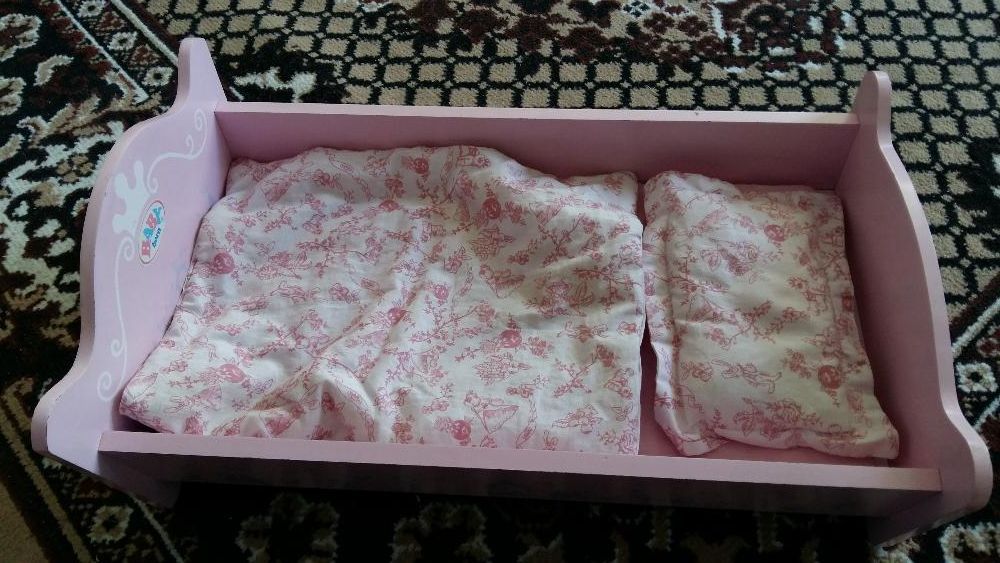 Baby Born дървено легло за кукли