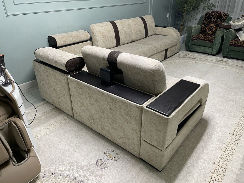 Диван Пинскдрев угол меняется 350х260