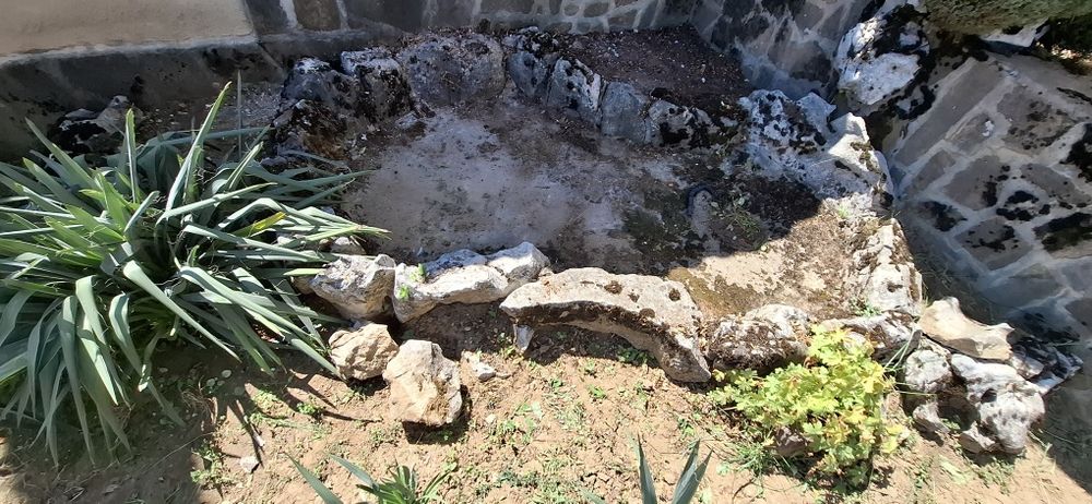 Шадраван от камъни