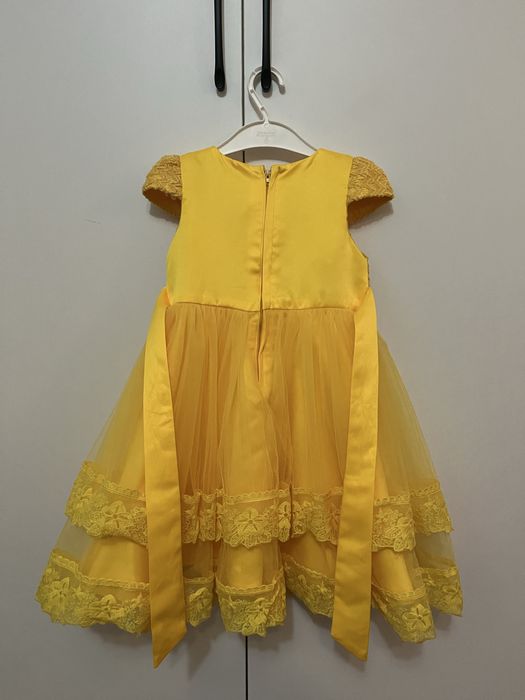 Праздничное платье для девочки