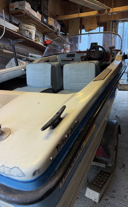 Barca DU-S 77 Hellwig Triton Junior