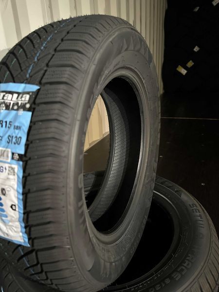 Нови Зимни Гуми Rotalla Setula W Race S130 195/60R15 88H НОВ DOT