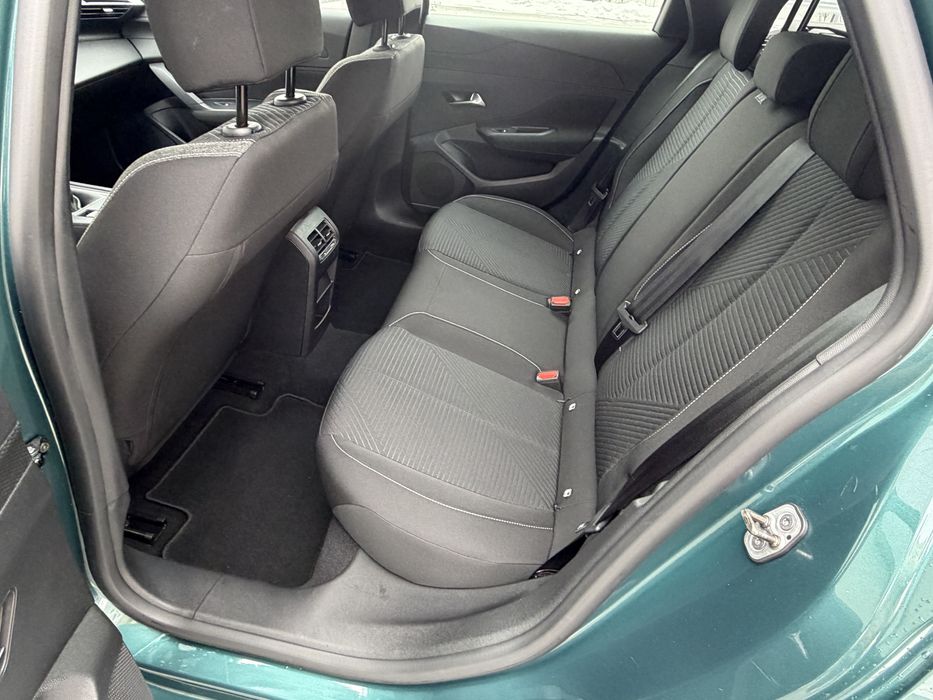 Peugeot 308 SW//Blue avatar//full led