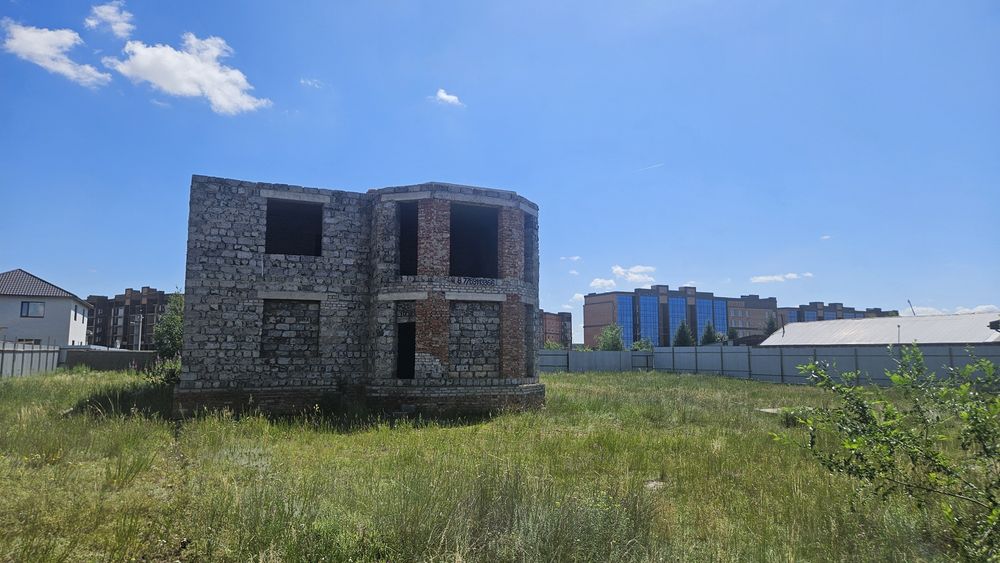 Продам недостойнный коттедж