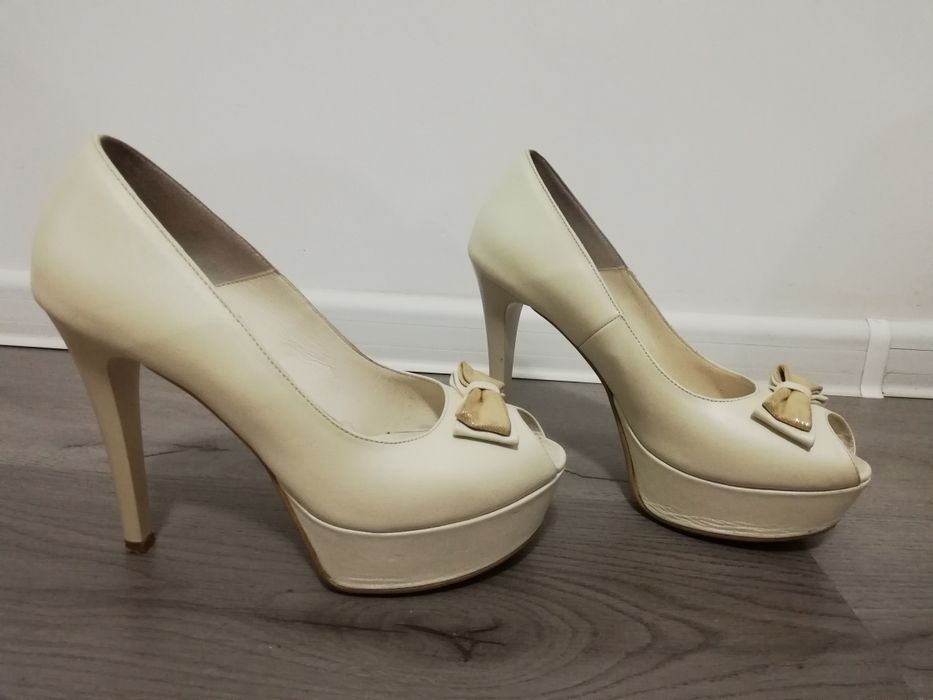 Pantofi de mireasa