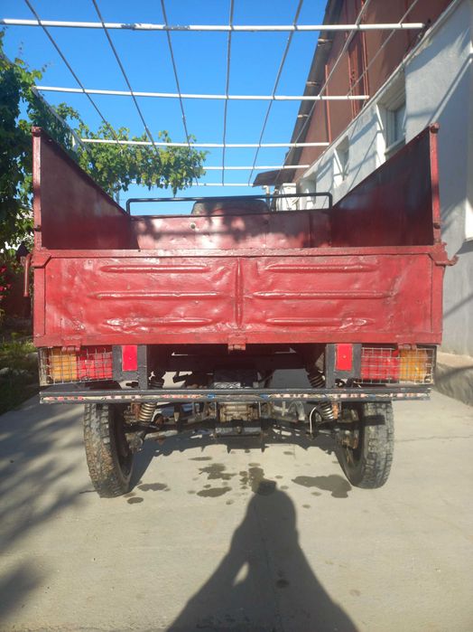 мотоцикл муравей