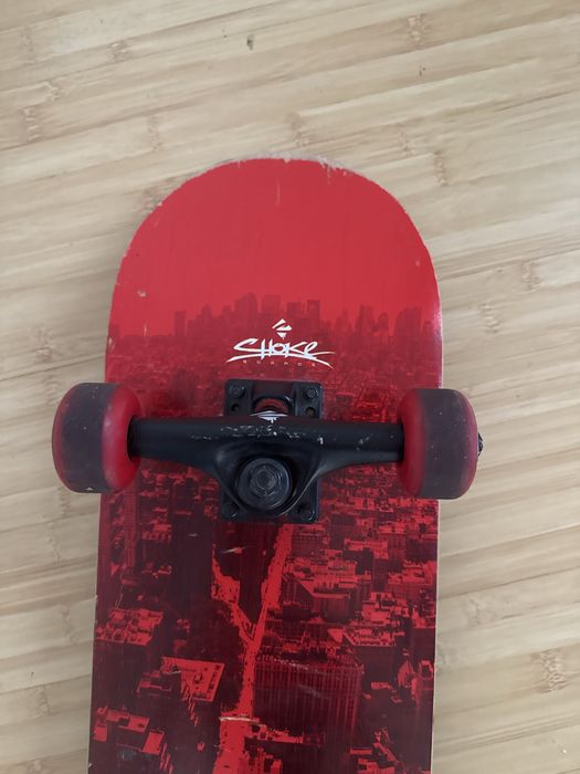 Skateboard in conditii bune
