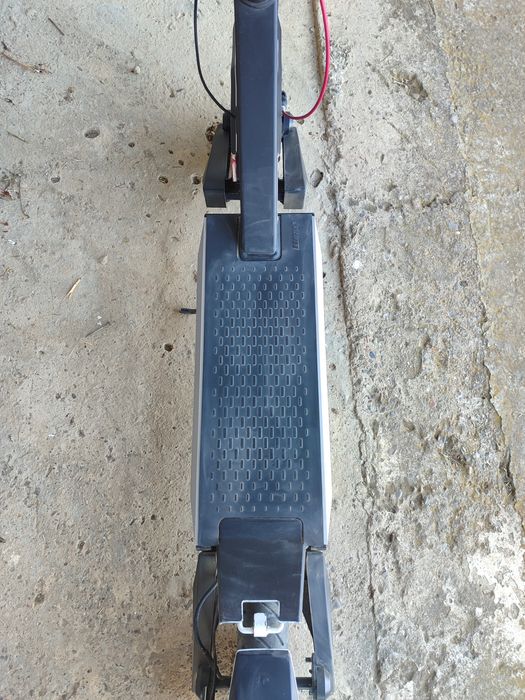 NAVEE s40 trotineta electrica
