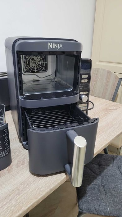 Friteuza cu aer cald Ninja Double Stack XL SL400, 9.5l, 2470W 2 placi cu invelis ceramic, 2 placi grill din inox,