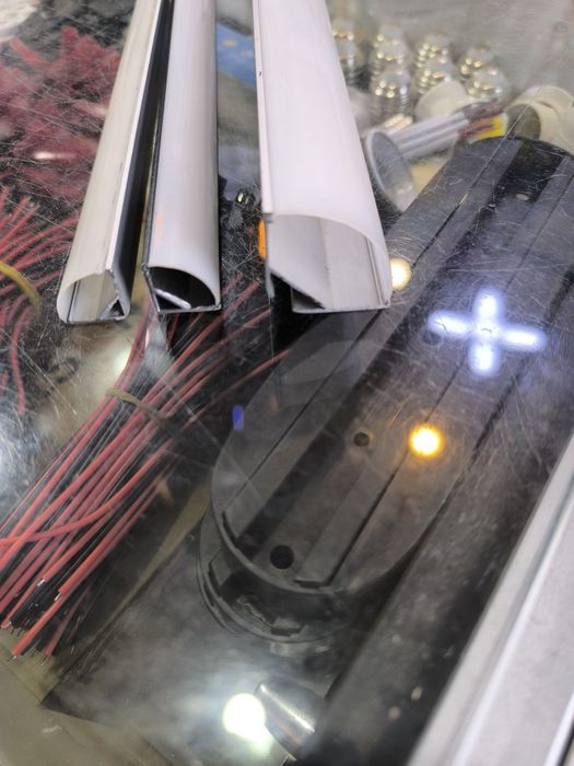 LED burchakli yoritgichlar – buyurtma asosida, har qanday o‘lchamda