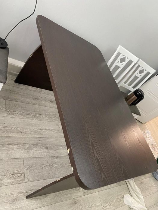 Продается кухонный стол