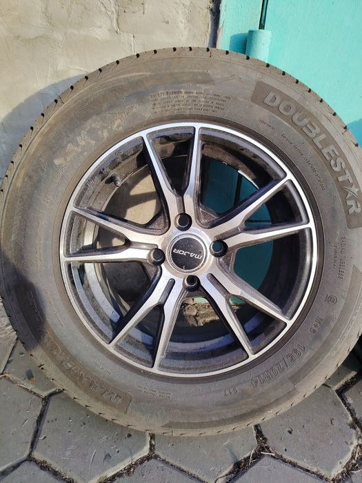 Продам резину с дисками