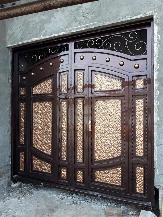 Darvoza va kozeroklar