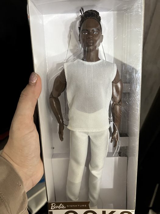 Продам кена барби оригинал