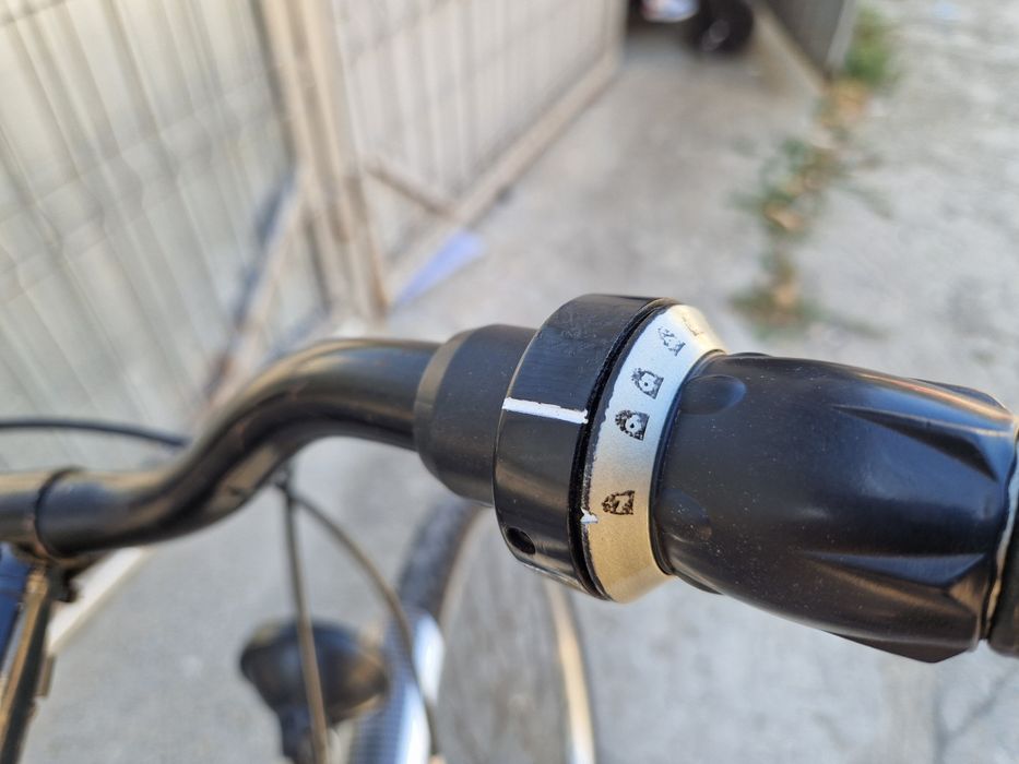 Bicicleta de oraș ESPERIA