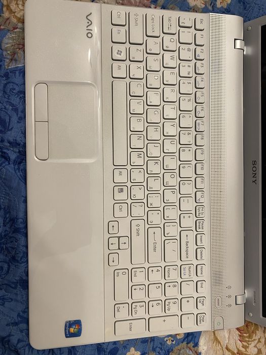Ноутбук Sony продается