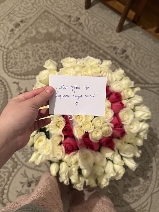 Цветы розы свежий