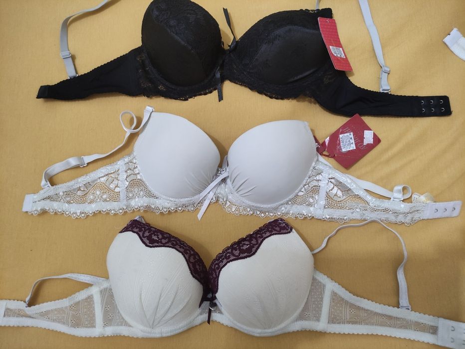 Надуваема възглавница за врат.