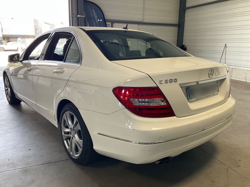 Mercedes-Benz C-Klasse C 200 CDI BlueEfficiency Avantgarde 2013