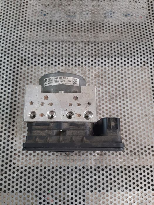 Modul Pompa Unitate ABS Vw Golf 7 VII Seat Skoda Cod 3Q0907379G Vanduta De Firma Cu Garantie