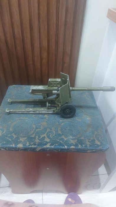 Пушка металлическая для колекций