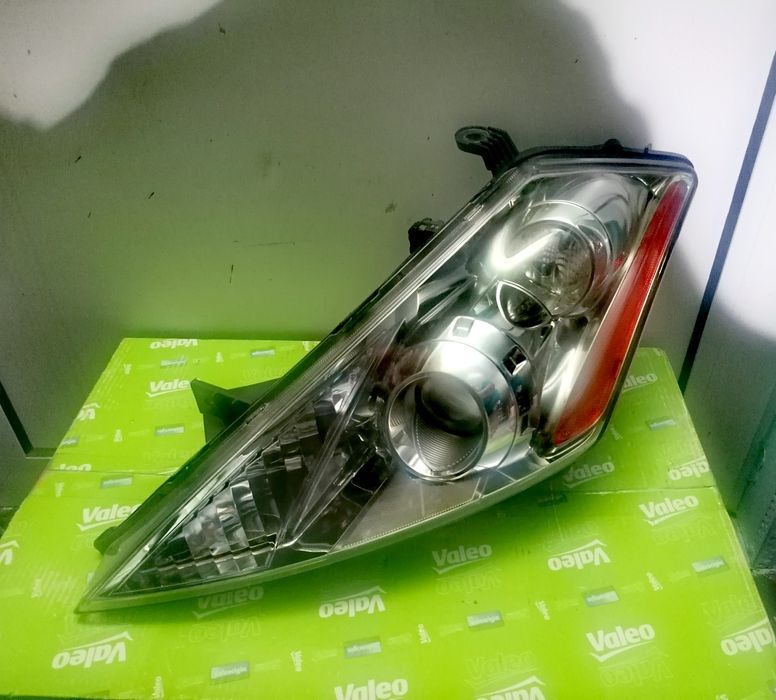 Фар Фарове за Нисан Мурано / Nissan Murano Z50 Bi-Xenon D2S.