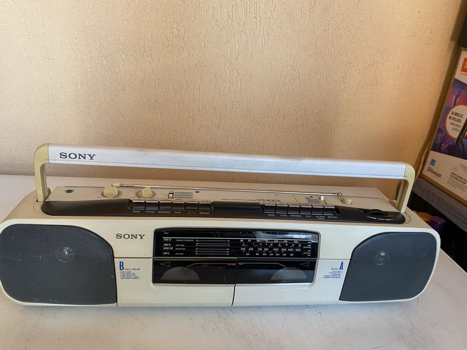 Radiocasetofon Sony cfs w 303 L