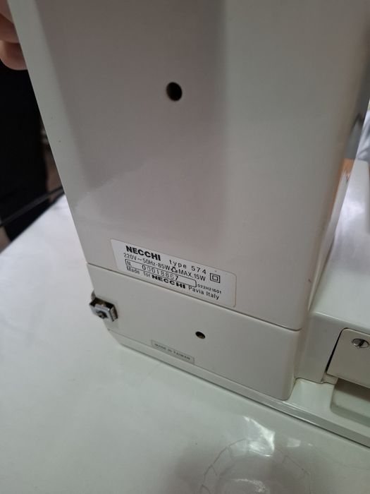 Masina cusut in stare buna