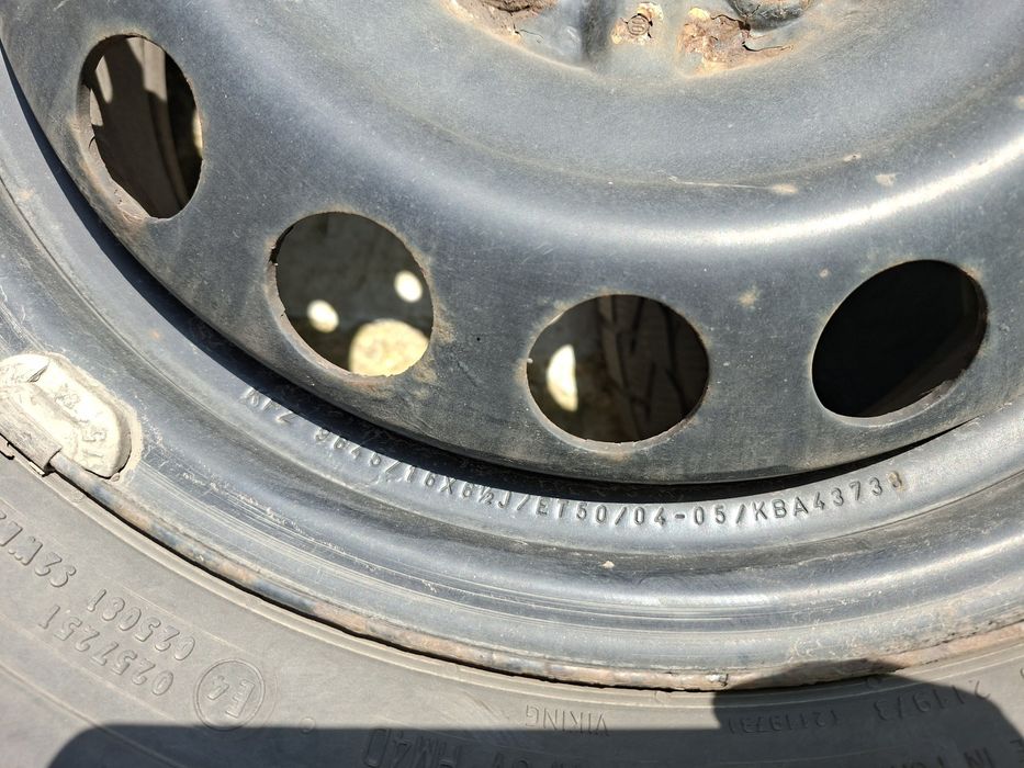 Vand 4 roti 215/65/R16