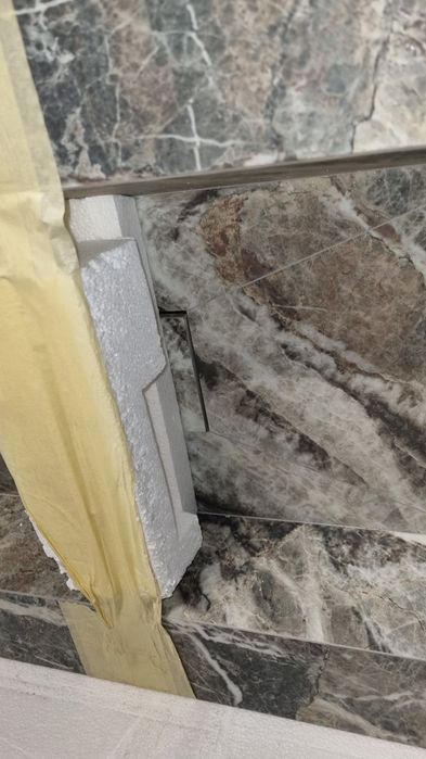 Vând lavoar baie ceramică  fabricat Italia