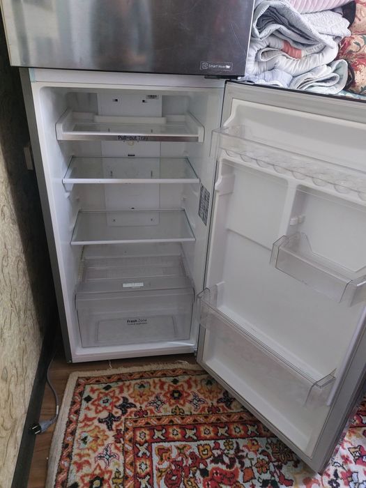 LG xolodilnik zur ishlidi