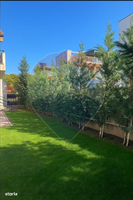Vilă cu 6 camere de vânzare strada Matei Basarab