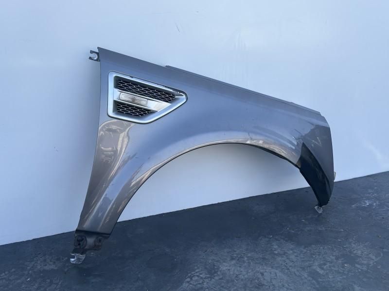 Aripa fata dreapta Land Rover Freelander 2