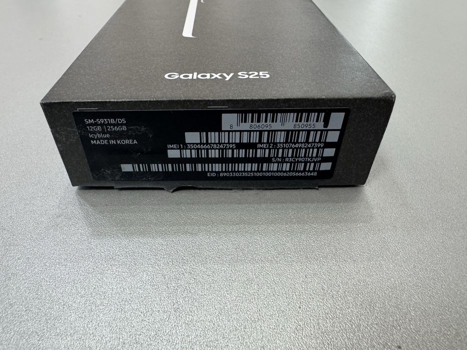 Samsung Galaxy S25, 256GB, 12GB RAM, 5G, IcyBlue, nou la cutie