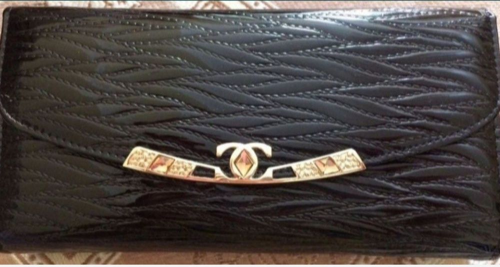 Продаю женские сумки