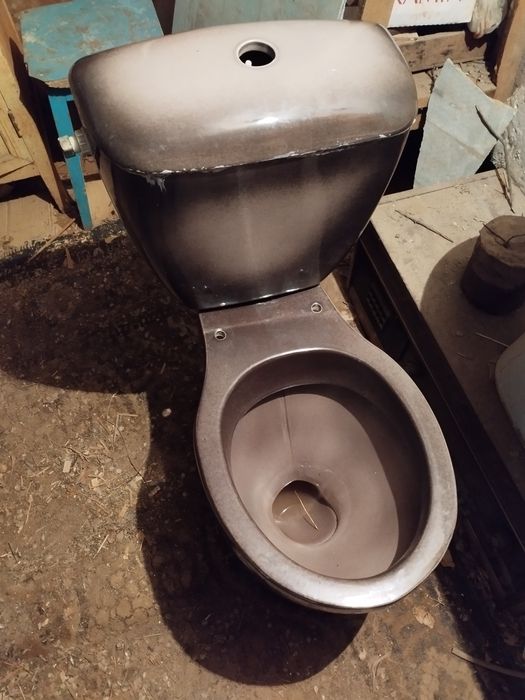 Продам унитаз б/у