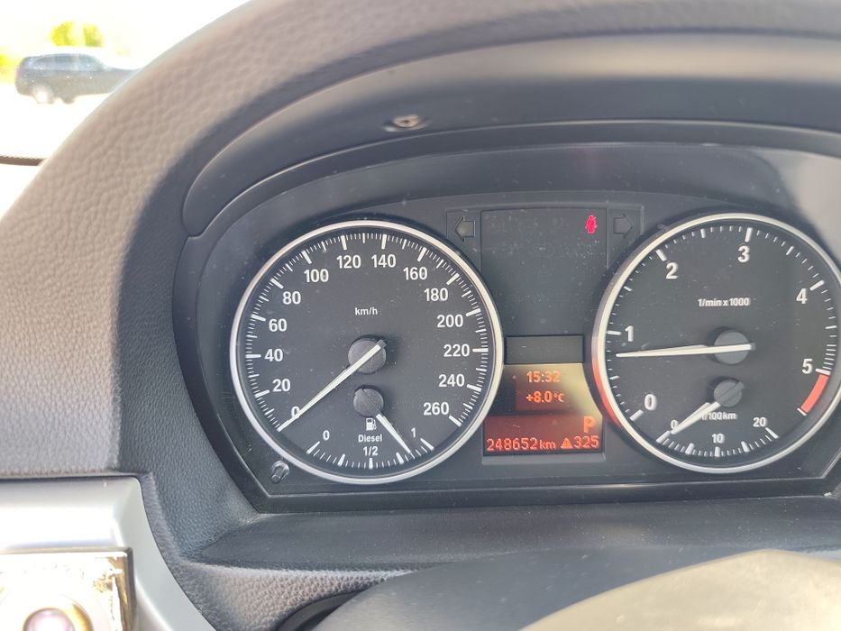 BMW 320 xi 2011 E90