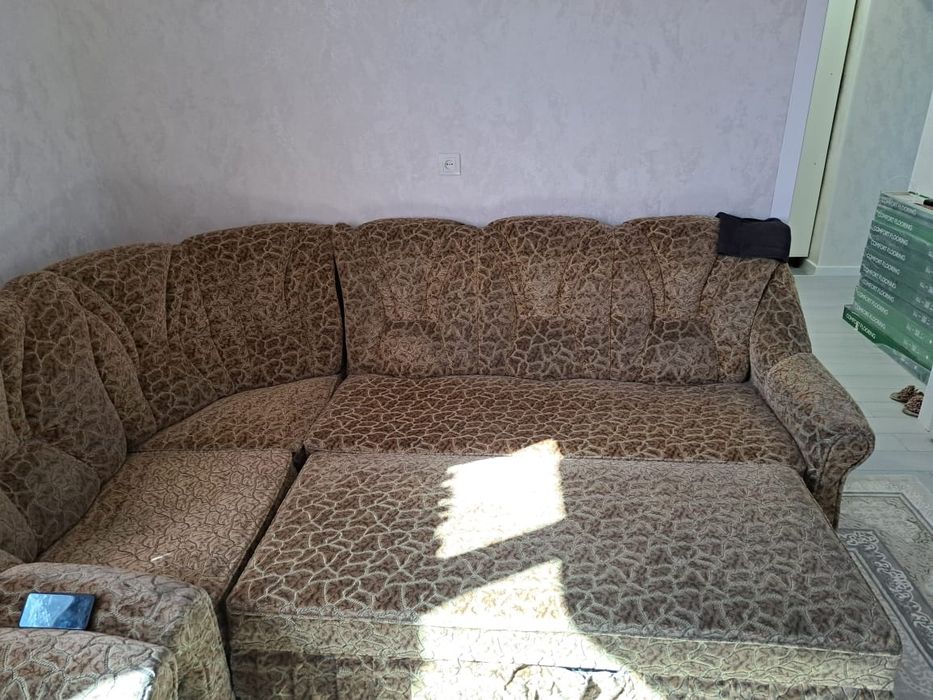 Диван для гостиной