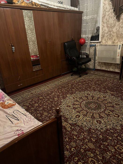 Дархан Новомосковская срочно сдам 3 комнатную квартиру